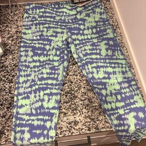 Under Armour Kids large capris leggings
